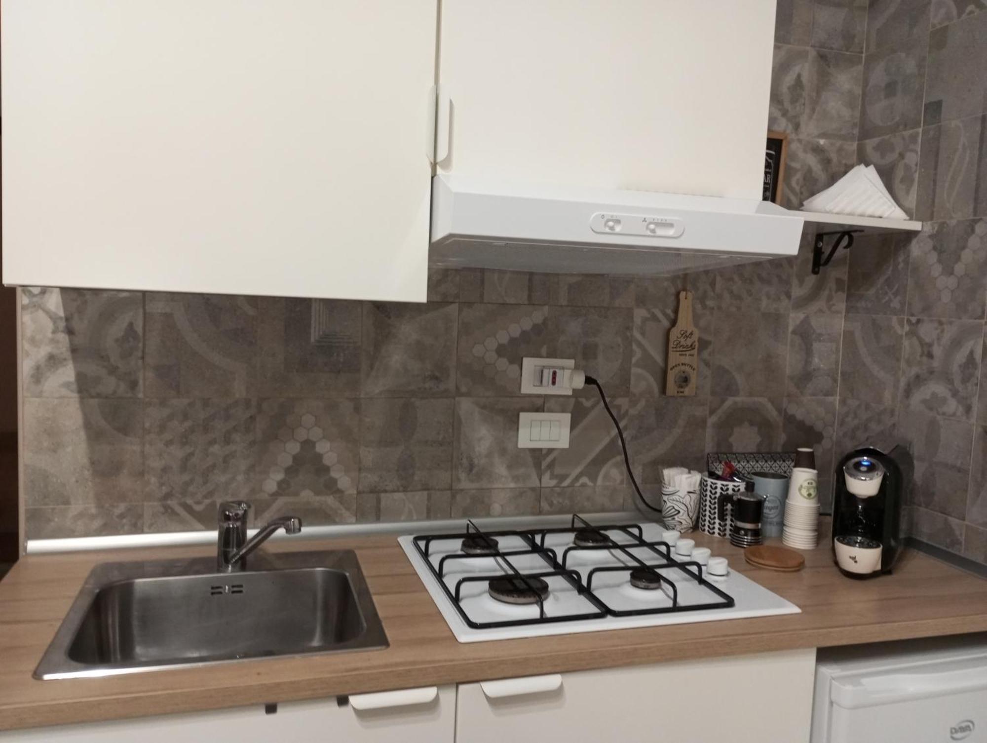 Holidaystudio Appartamento In Centro Salerno Eksteriør bilde