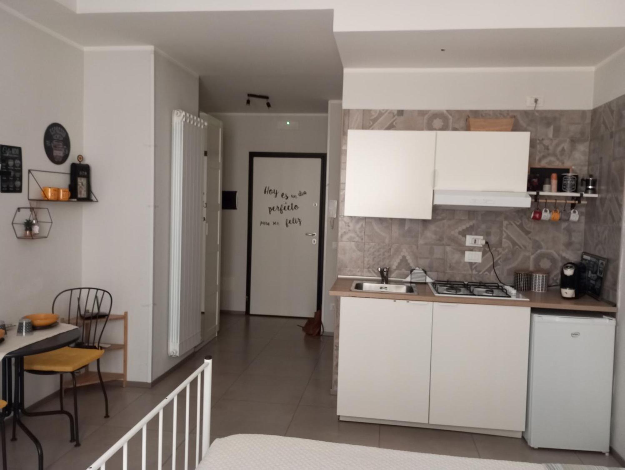 Holidaystudio Appartamento In Centro Salerno Eksteriør bilde